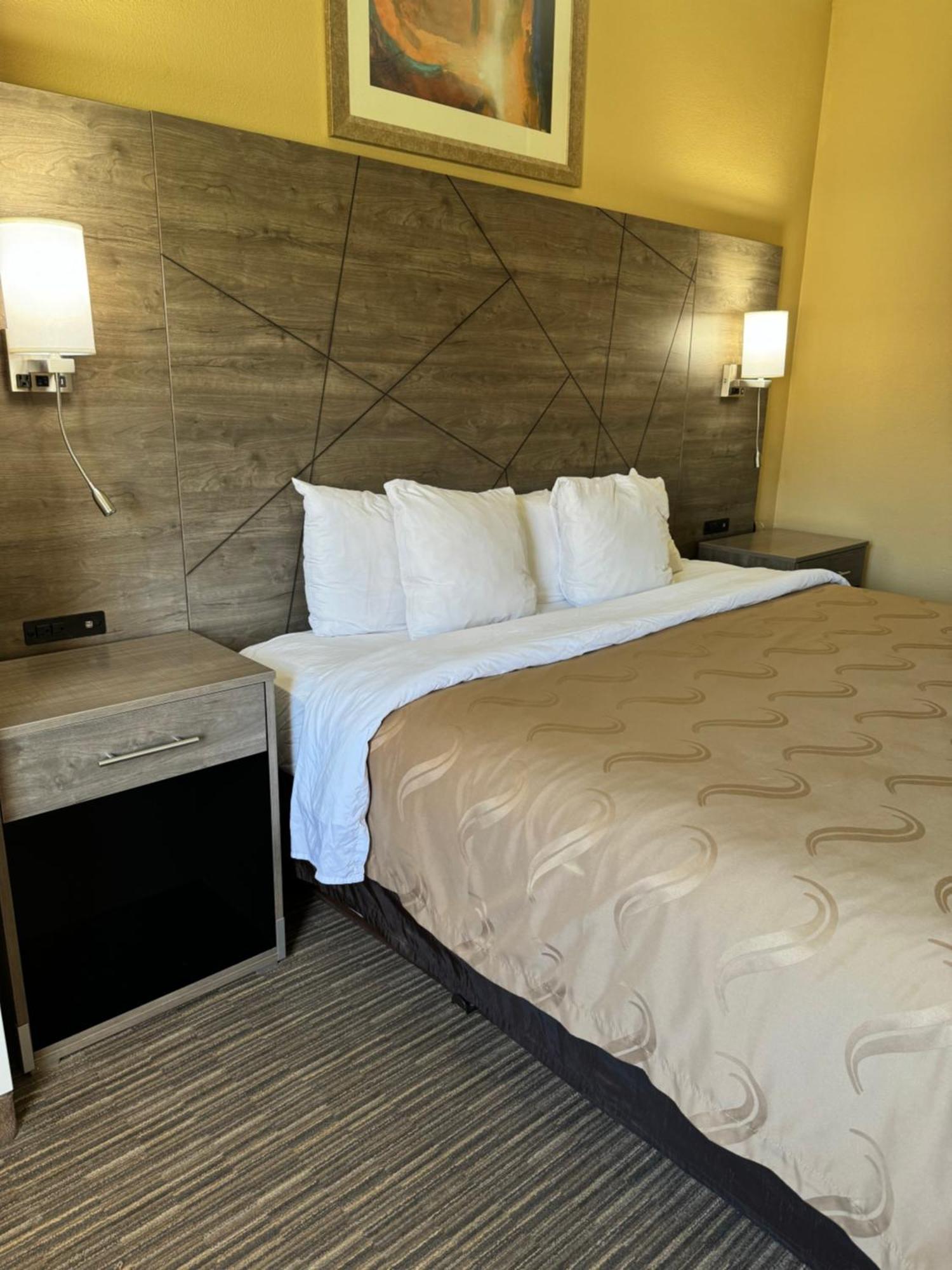 Quality Inn Near I-72 And Hwy 51 Forsyth Esterno foto