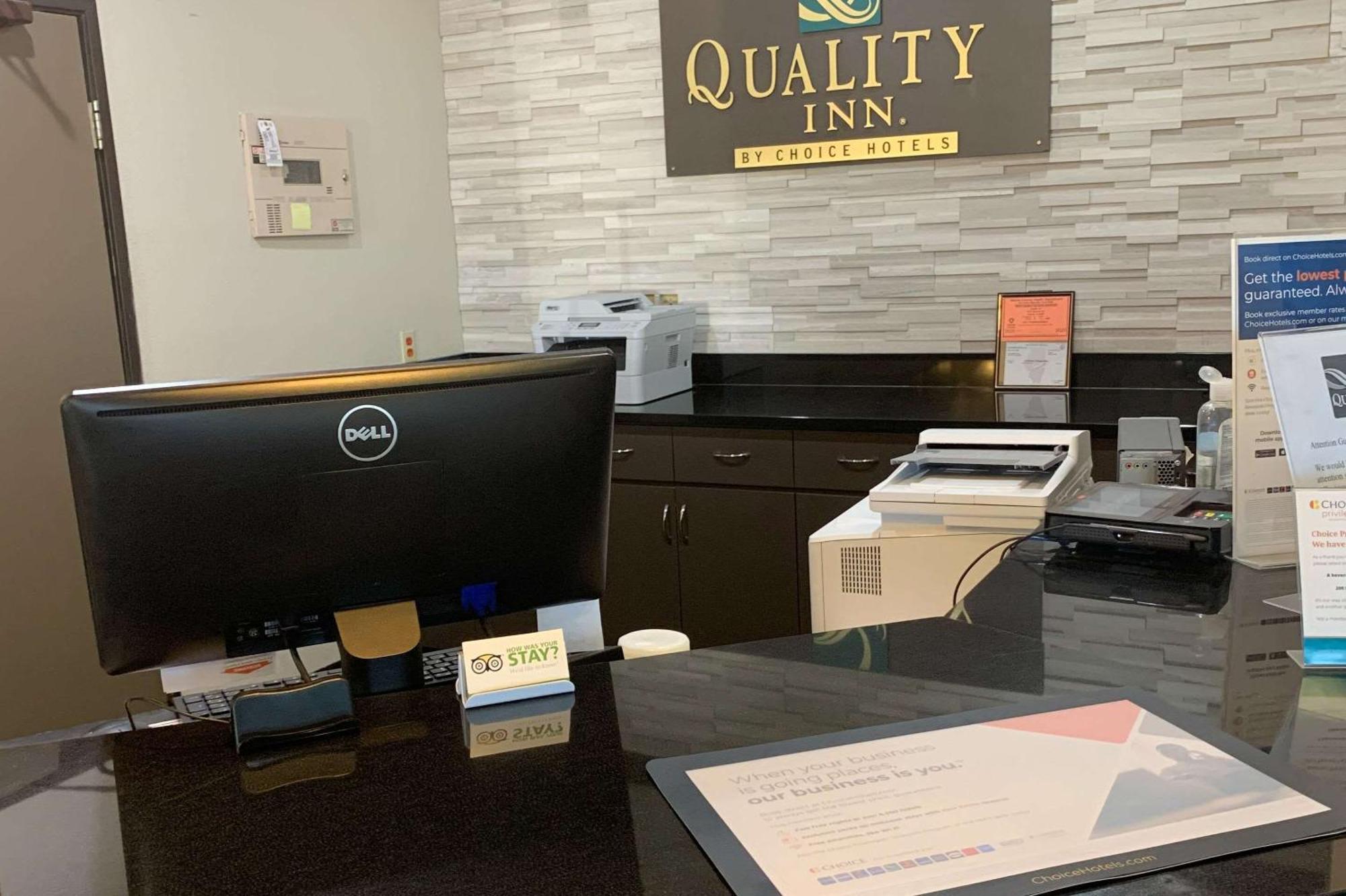 Quality Inn Near I-72 And Hwy 51 Forsyth Esterno foto