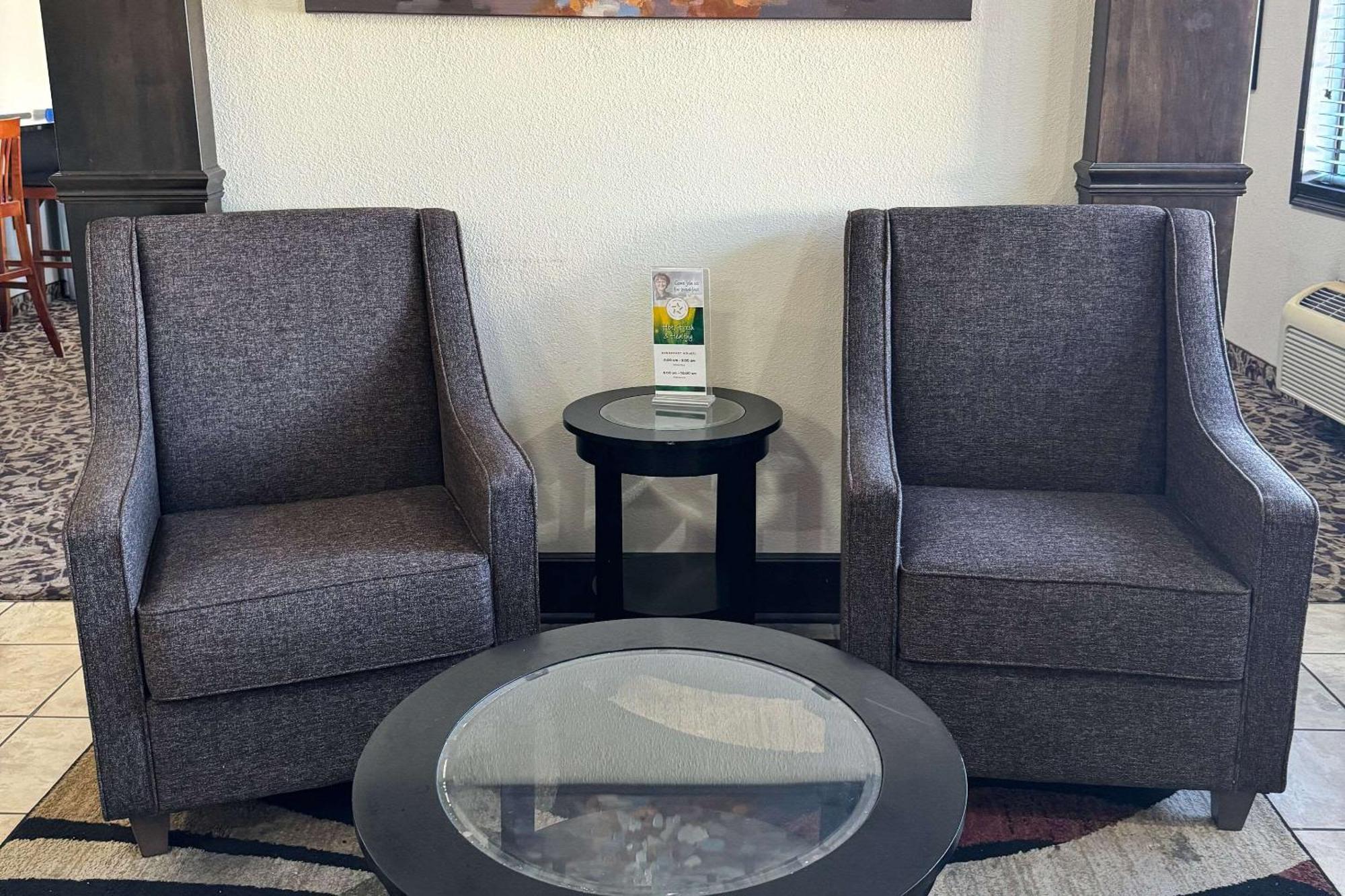 Quality Inn Near I-72 And Hwy 51 Forsyth Esterno foto