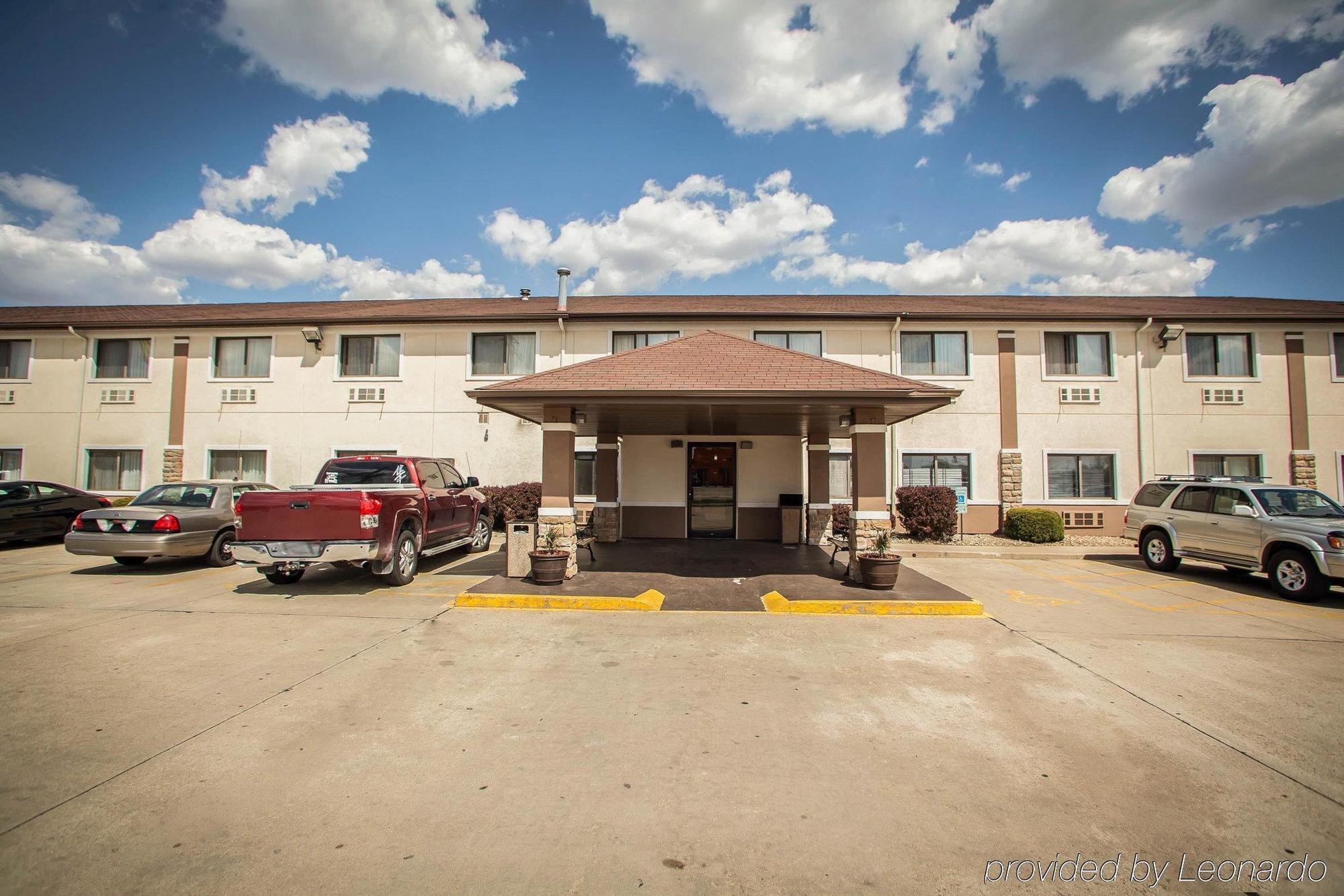 Quality Inn Near I-72 And Hwy 51 Forsyth Esterno foto