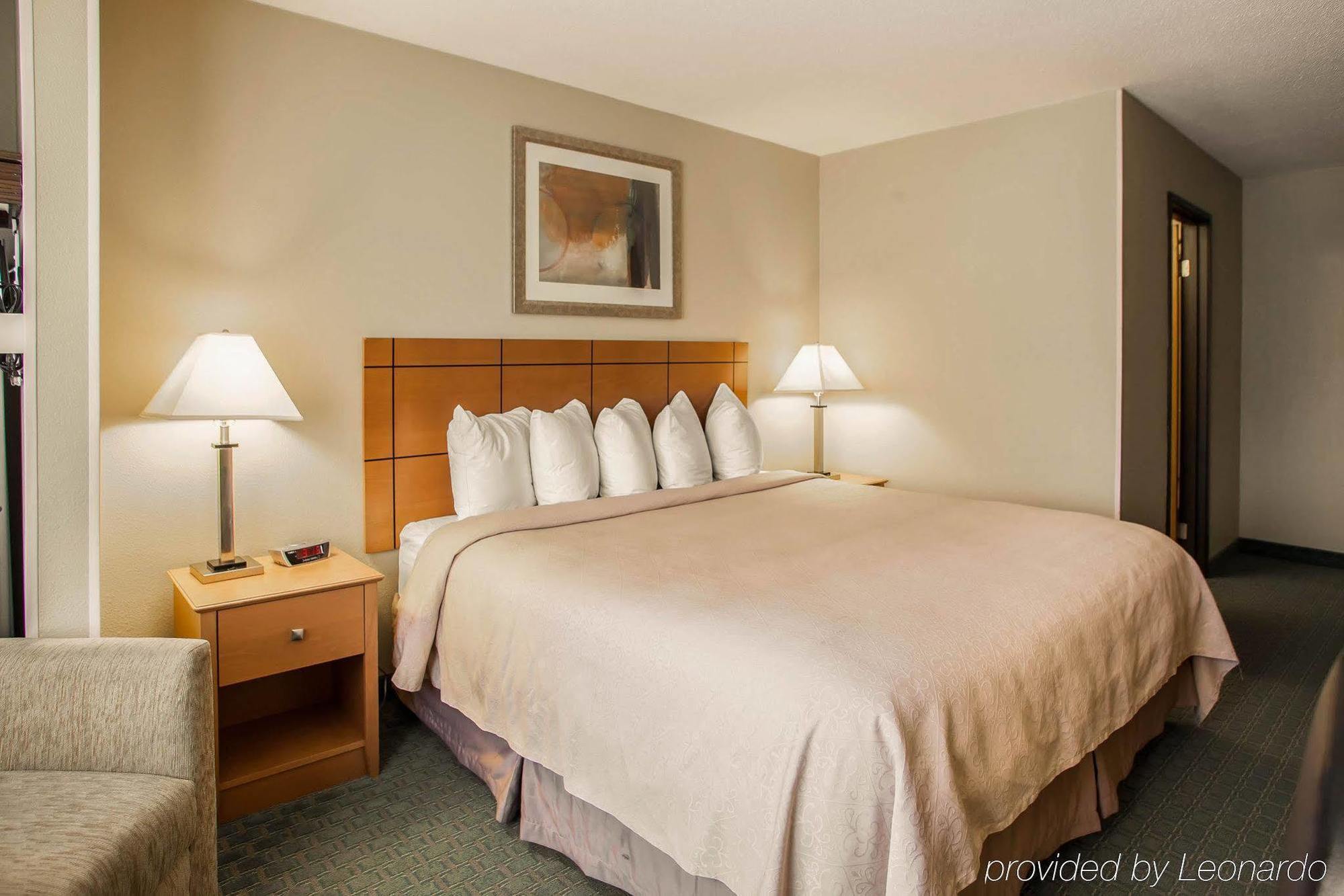 Quality Inn Near I-72 And Hwy 51 Forsyth Esterno foto